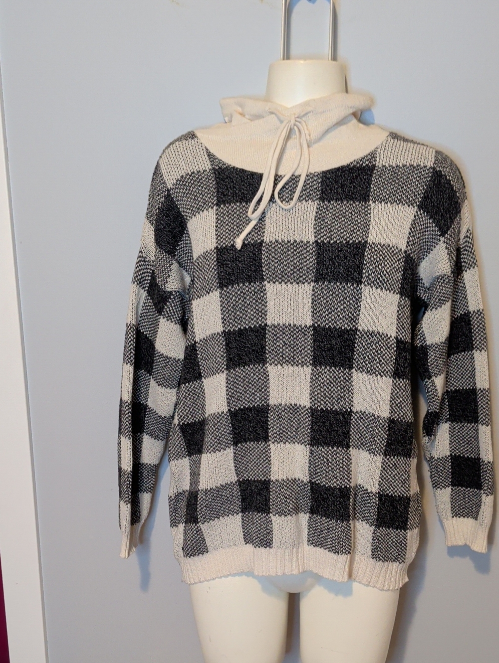 Parkhurst Black & Cream Checked Crewneck Sweater